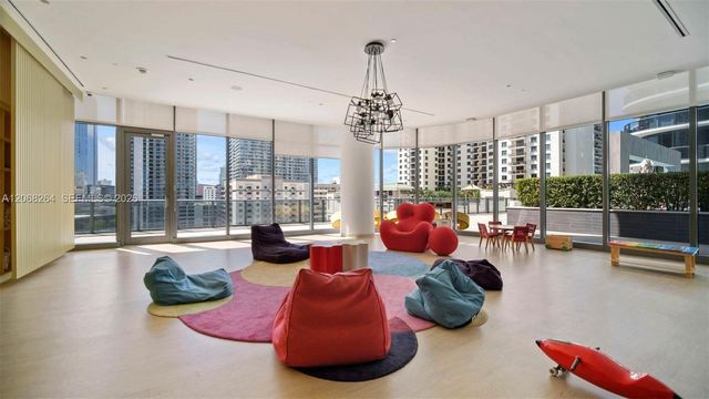 55 SW 9th Street 3509, Miami, FL 33130