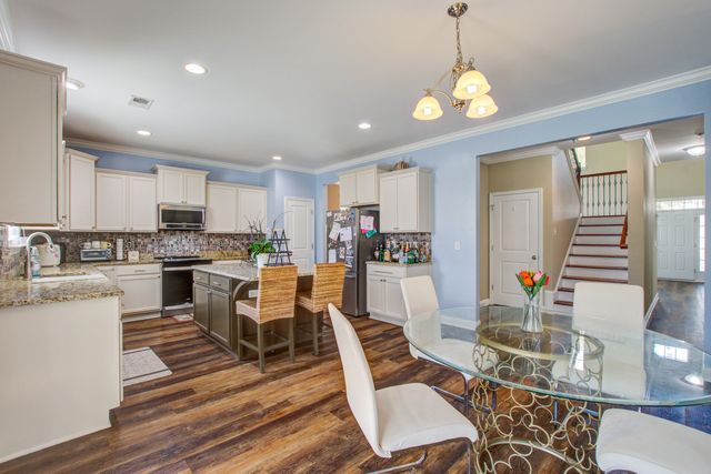 137 Roadster Row, Summerville, SC 29483