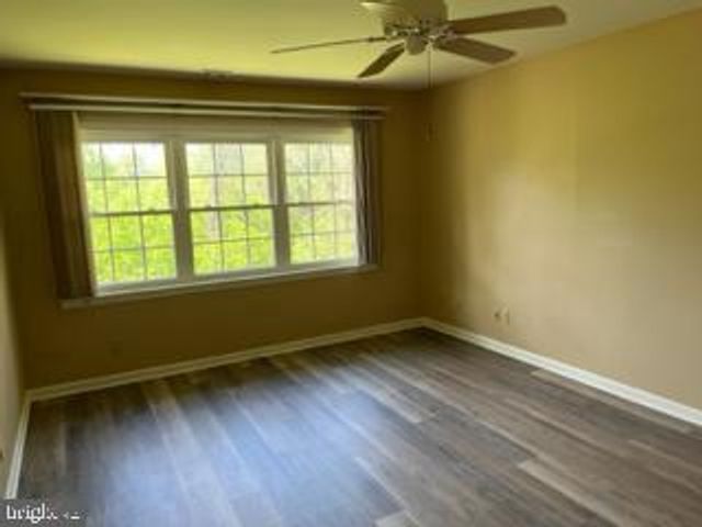 22 TANGLEWOOD DR, Reading, PA 19607