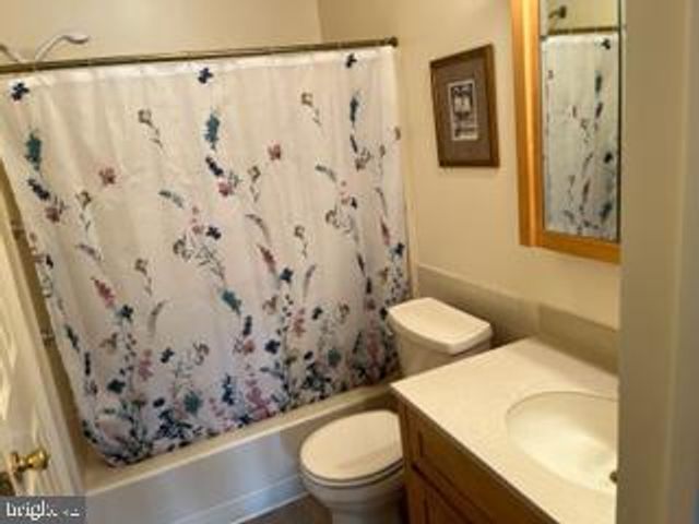 22 TANGLEWOOD DR, Reading, PA 19607