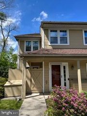 22 TANGLEWOOD DR, Reading, PA 19607