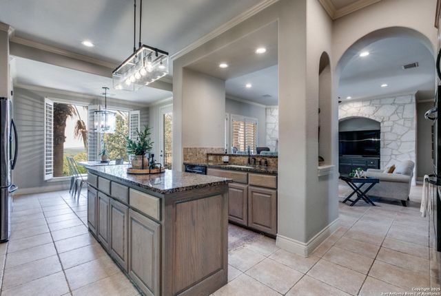 915 Campanile, San Antonio, TX 78258
