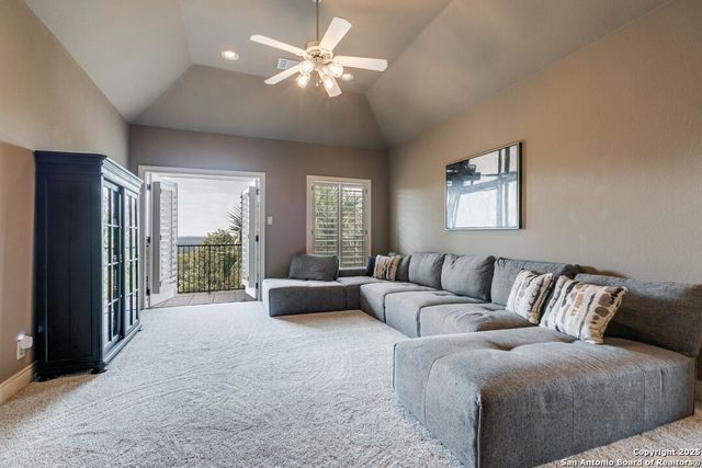 915 Campanile, San Antonio, TX 78258