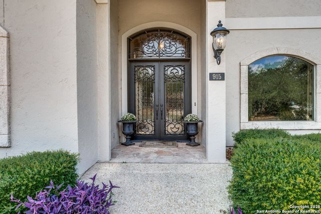 915 Campanile, San Antonio, TX 78258