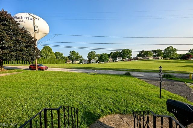 357 E Paige Avenue, Barberton, OH 44203