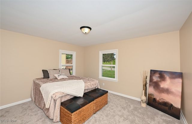 357 E Paige Avenue, Barberton, OH 44203