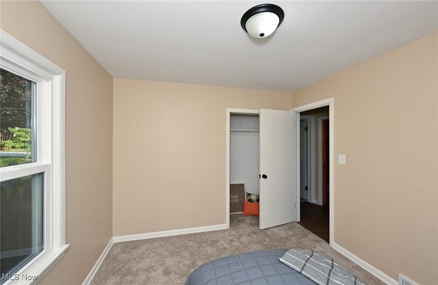 357 E Paige Avenue, Barberton, OH 44203