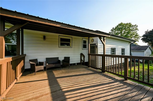 357 E Paige Avenue, Barberton, OH 44203