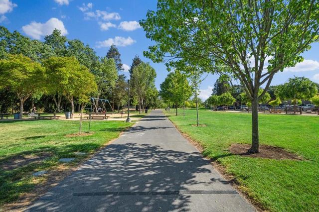 1061 Shamrock Drive, Campbell, CA 95008