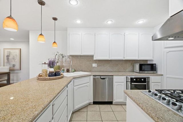 1061 Shamrock Drive, Campbell, CA 95008