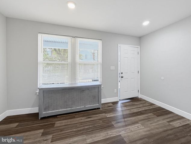 4951 N FRANKLIN ST, Philadelphia, PA 19120