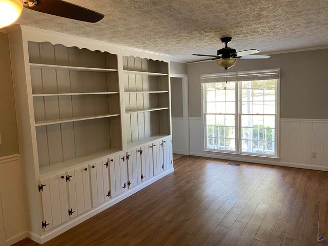 110 Pine Crest Drive, Byron, GA 31008