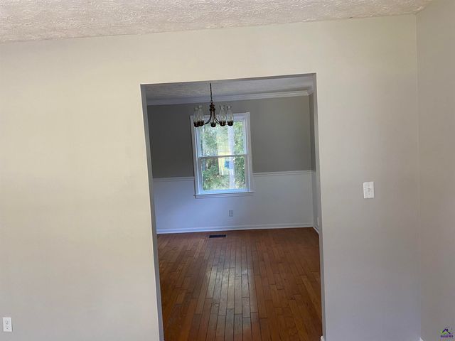 110 Pine Crest Drive, Byron, GA 31008