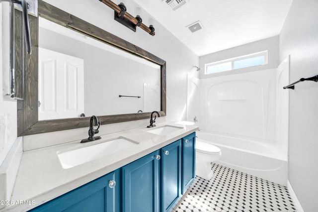 11599 W FOOKS Drive, Youngtown, AZ 85363