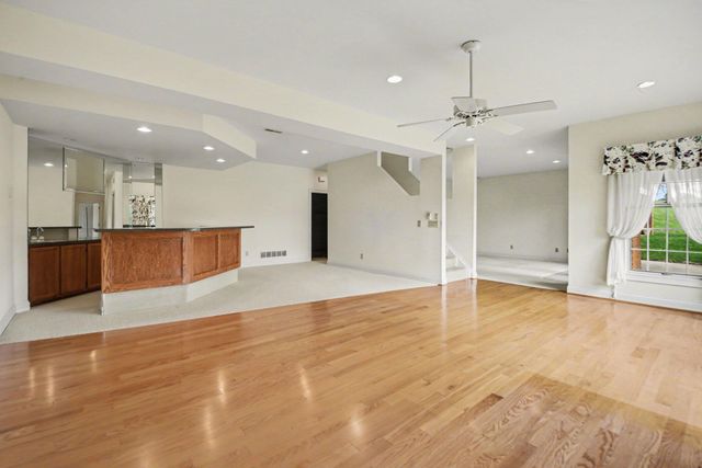 909 Riva Ridge Lane, Union, KY 41091