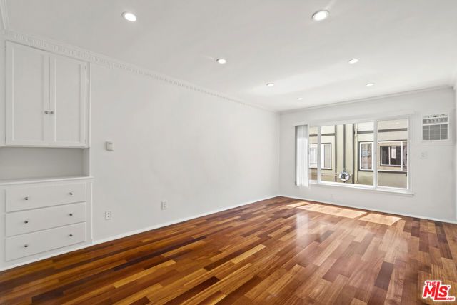 1235 N Harper Avenue 19, West Hollywood, CA 90046