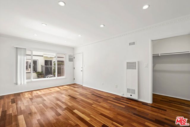 1235 N Harper Avenue 19, West Hollywood, CA 90046