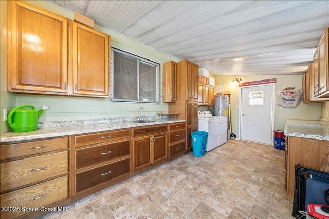 2391 Ersoff Boulevard NE, Palm Bay, FL 32905