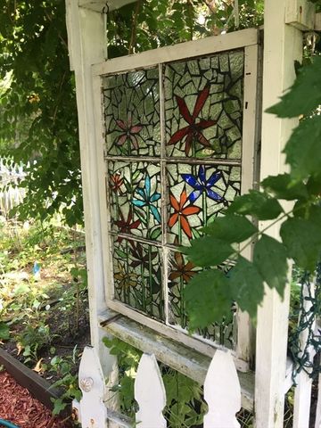 827 Pike Ave, Attleboro, MA 02703