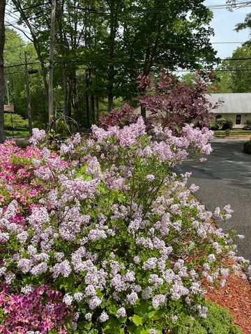 827 Pike Ave, Attleboro, MA 02703