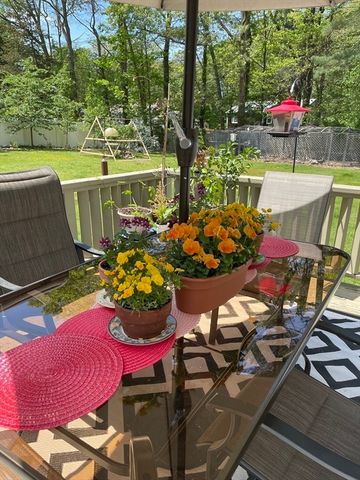 827 Pike Ave, Attleboro, MA 02703