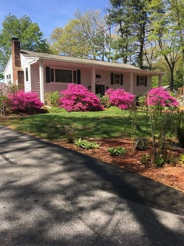 827 Pike Ave, Attleboro, MA 02703