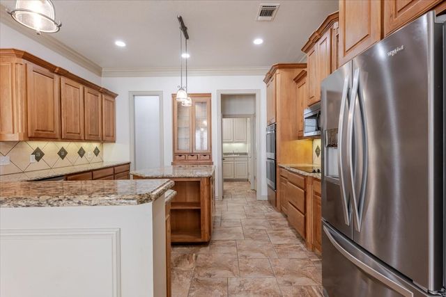 221 Arapahoe Ridge, Weatherford, TX 76087