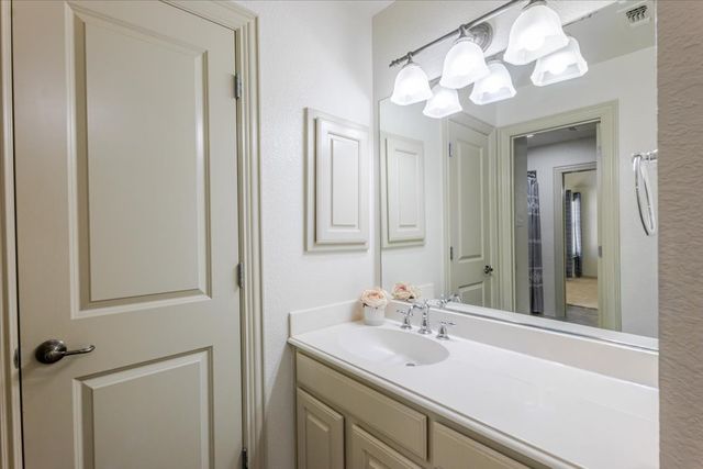 221 Arapahoe Ridge, Weatherford, TX 76087