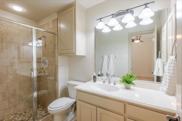 221 Arapahoe Ridge, Weatherford, TX 76087