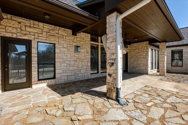 221 Arapahoe Ridge, Weatherford, TX 76087