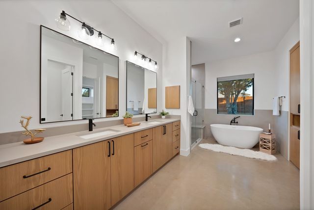 4231 Tea Olive Trail, Midlothian, TX 76065