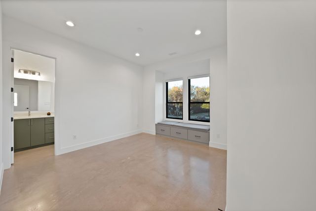 4231 Tea Olive Trail, Midlothian, TX 76065