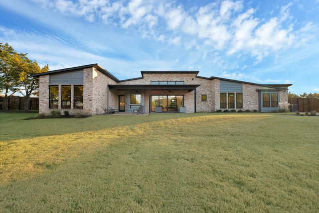 4231 Tea Olive Trail, Midlothian, TX 76065