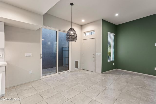 817 E Park Modern Drive, Tucson, AZ 85719