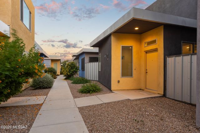 817 E Park Modern Drive, Tucson, AZ 85719