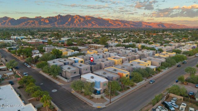 817 E Park Modern Drive, Tucson, AZ 85719