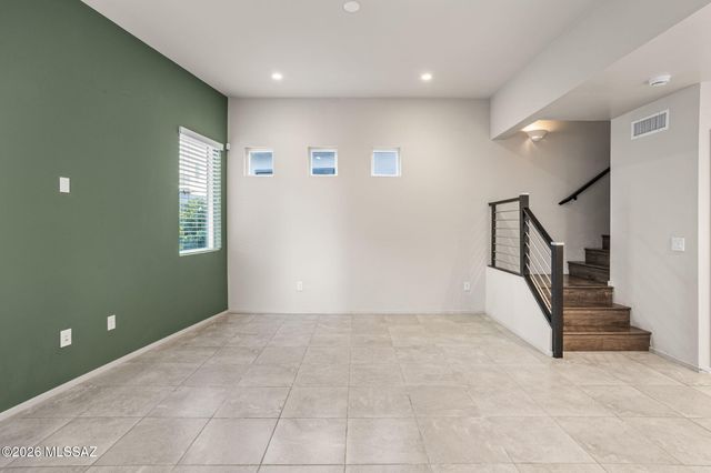 817 E Park Modern Drive, Tucson, AZ 85719