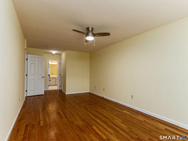626 Overlook Path 626, Southington, CT 06489