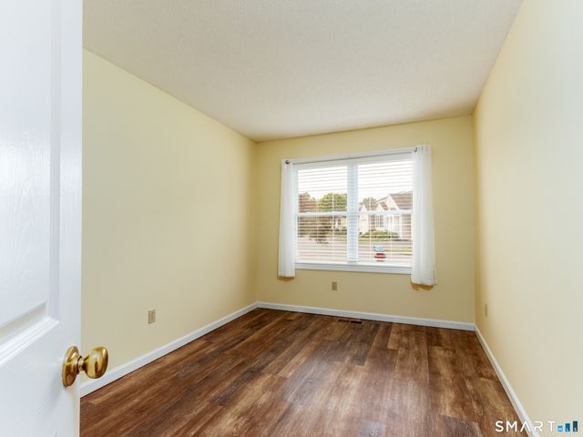 626 Overlook Path 626, Southington, CT 06489