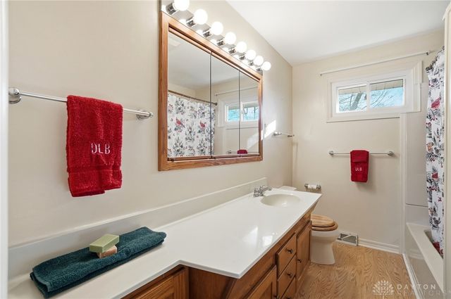 122 Parkhurst Road, Beavercreek, OH 45440