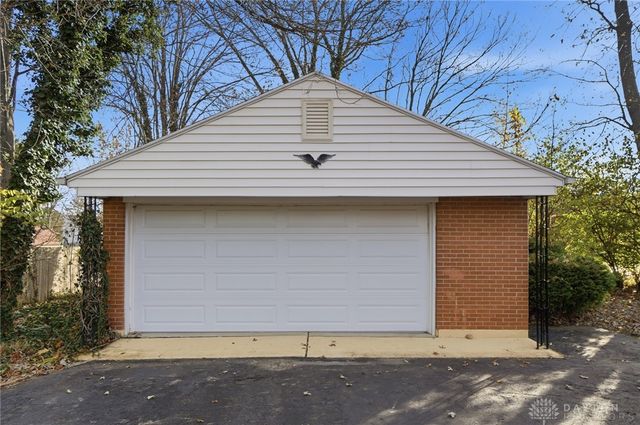 122 Parkhurst Road, Beavercreek, OH 45440