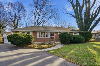 122 Parkhurst Road, Beavercreek, OH 45440