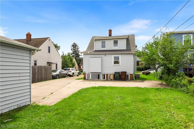 5710 Laverne Avenue, Parma, OH 44129
