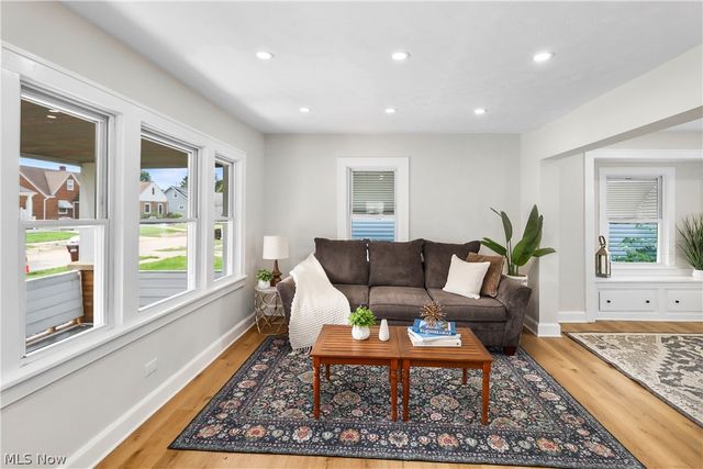 5710 Laverne Avenue, Parma, OH 44129