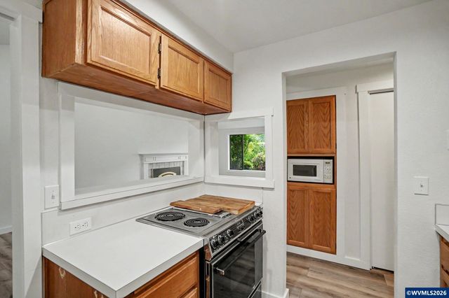 675 Fairview Av SE, Salem, OR 97302