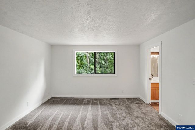 675 Fairview Av SE, Salem, OR 97302