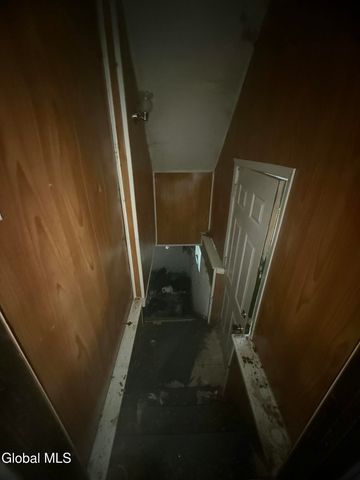 169 Schoolhouse Road, Guilderland, NY 12203