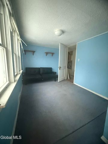 169 Schoolhouse Road, Guilderland, NY 12203