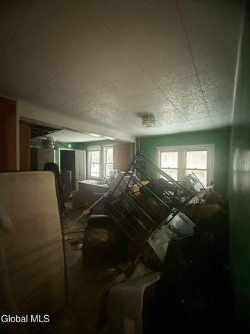 169 Schoolhouse Road, Guilderland, NY 12203