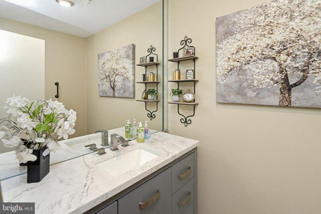 132 ROY LN, Huntingdon Valley, PA 19006